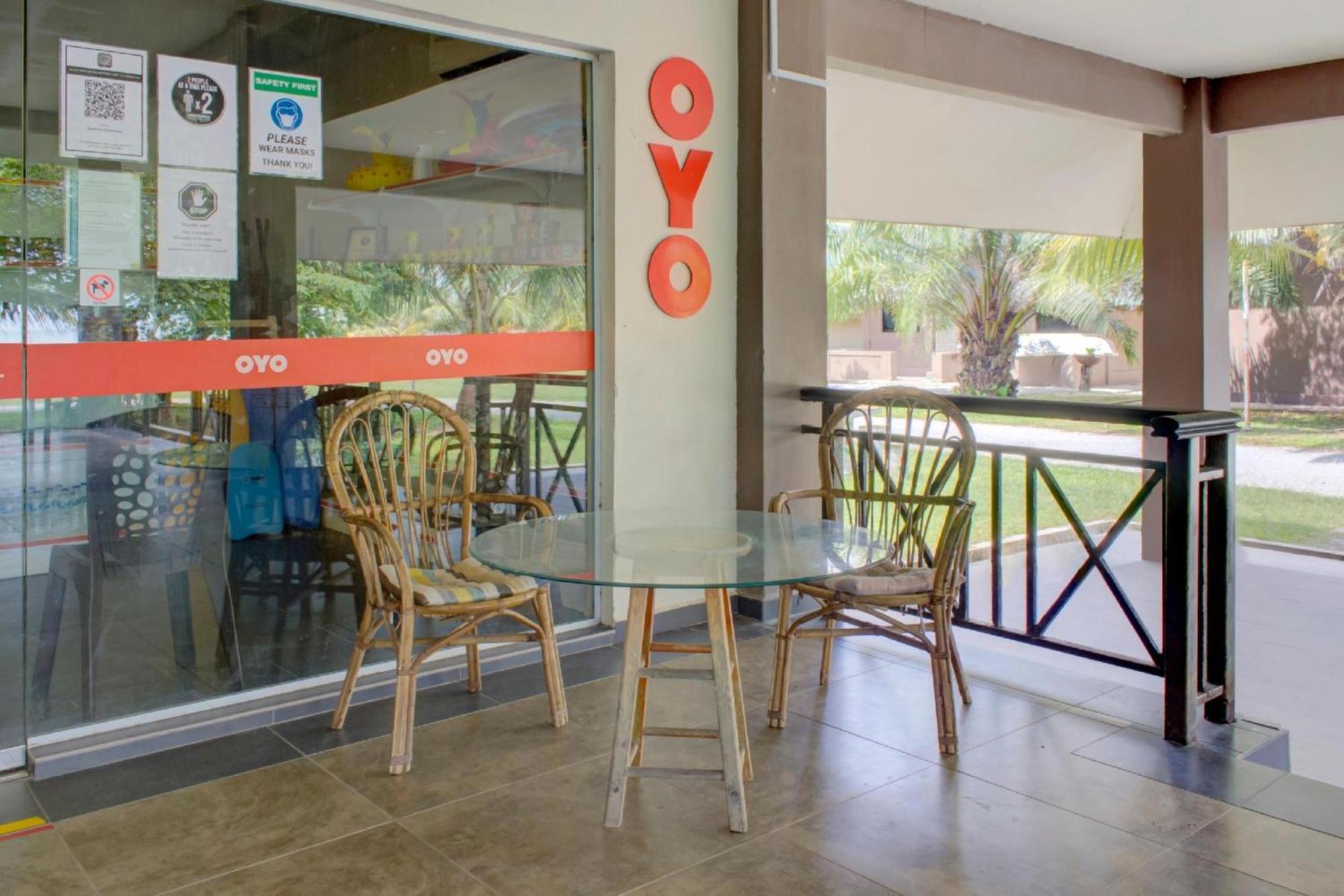 Super Oyo 89896 Sedili Inn Resort Kota Tinggi Zewnętrze zdjęcie